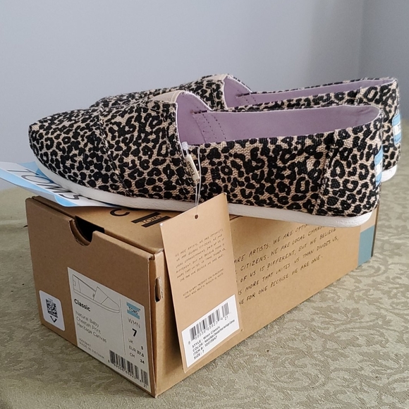 baby cheetah toms
